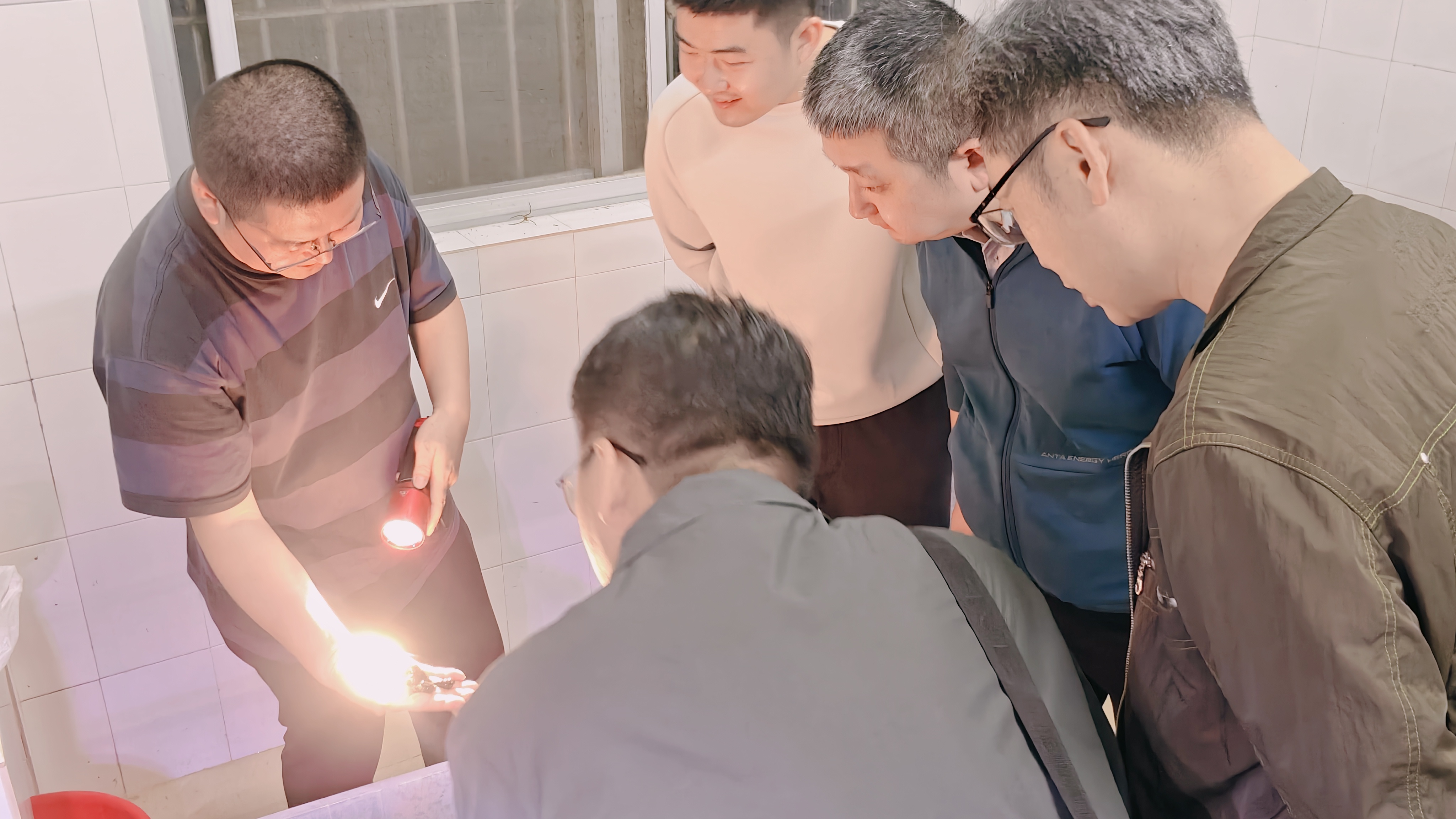 连南瑶族自治县纵横向帮扶工作专班到大亚湾站调研