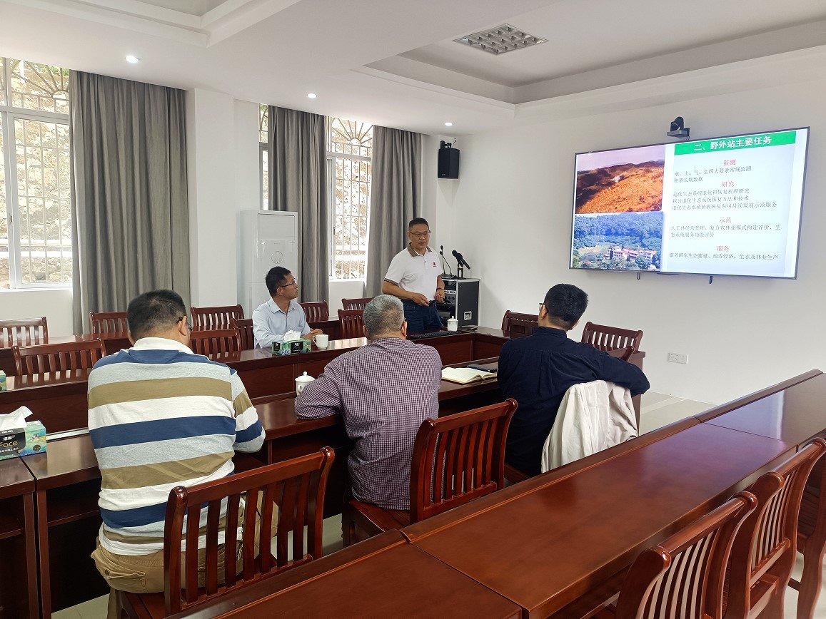 鹤山市科协一行调研鹤山站