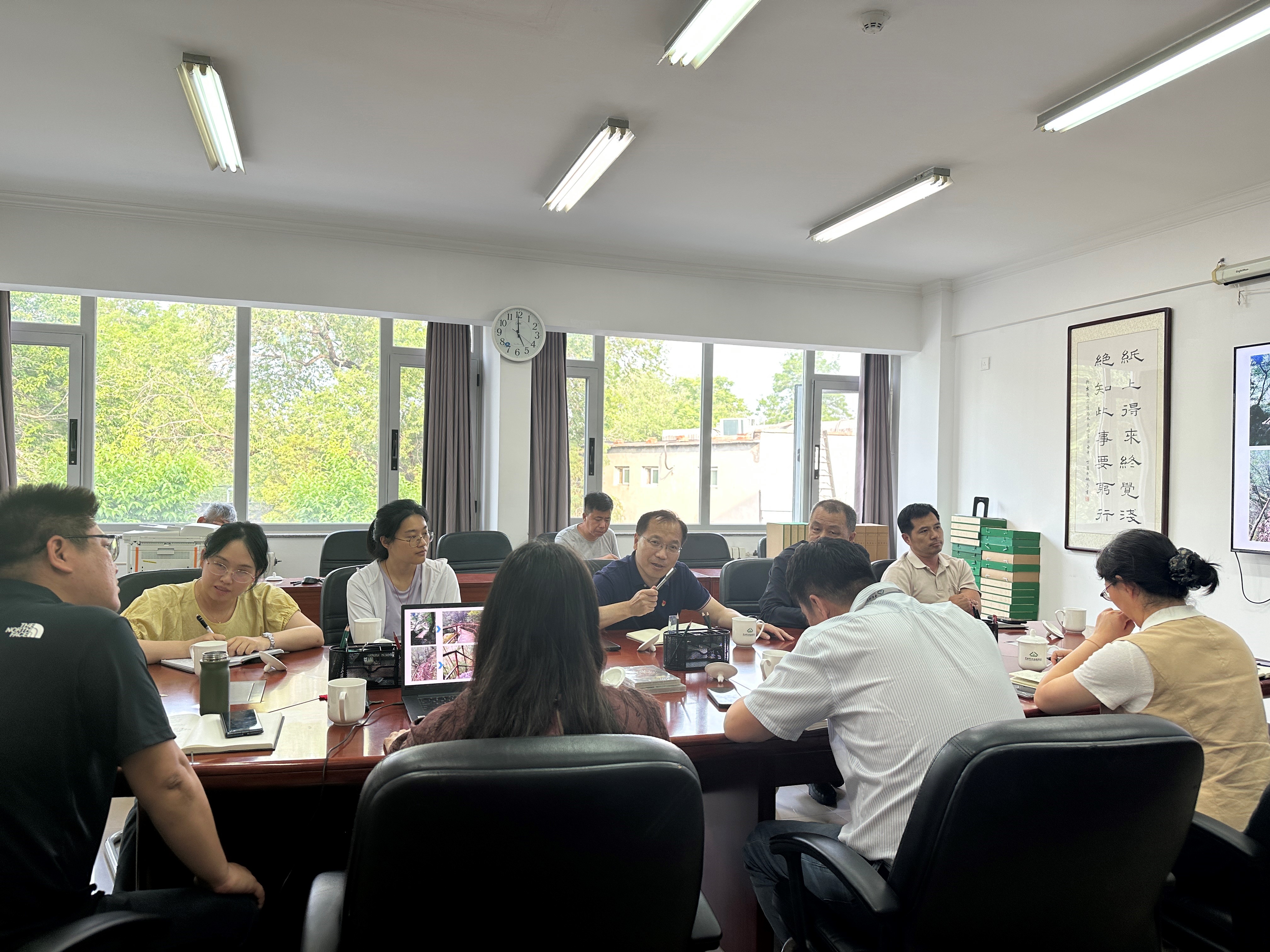 神农架站与植物所条件处党小组开展 联学共建交流活动